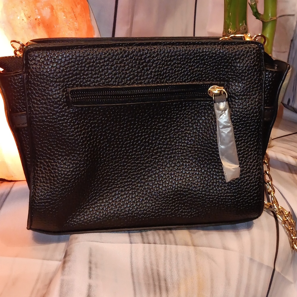 KC Reaction Pebbled Bag - Picture 2 of 5